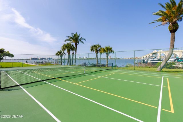 100 Silver Beach Ave Apt 502, Daytona Beach, FL 32118