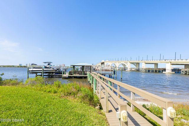 100 Silver Beach Ave Apt 502, Daytona Beach, FL 32118