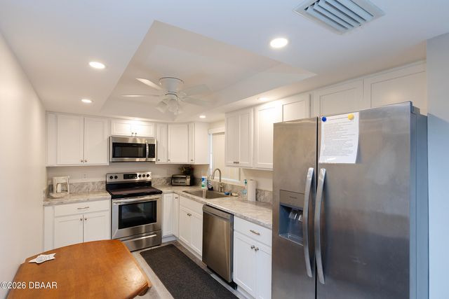 100 Silver Beach Ave Apt 502, Daytona Beach, FL 32118