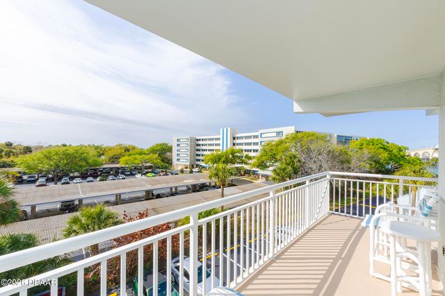 100 Silver Beach Ave Apt 502, Daytona Beach, FL 32118