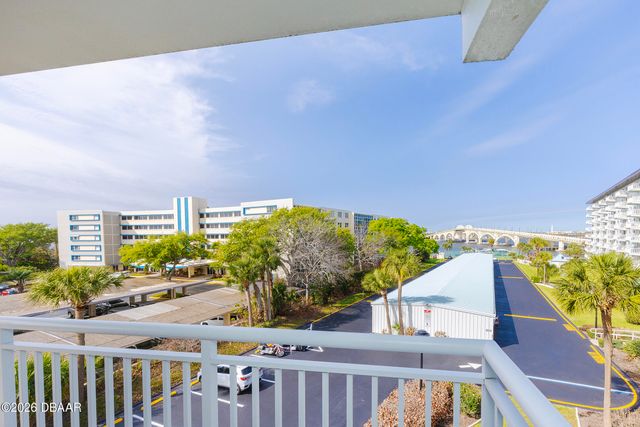 100 Silver Beach Ave Apt 502, Daytona Beach, FL 32118