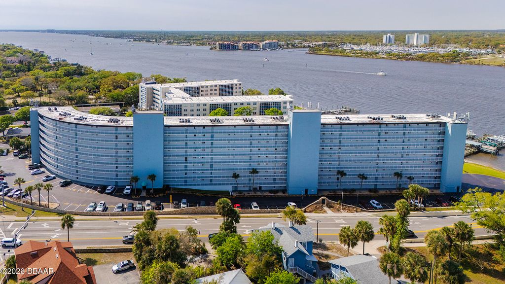 100 Silver Beach Ave Apt 502, Daytona Beach, FL 32118