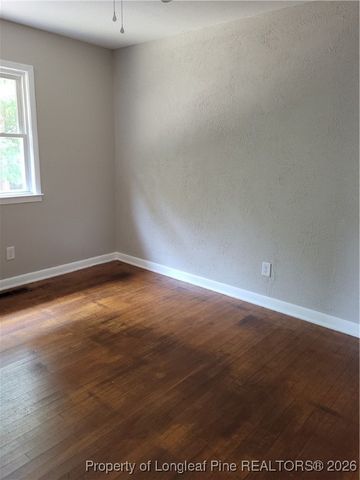 182 SUMMER HILL Road, Fayetteville, NC 28303