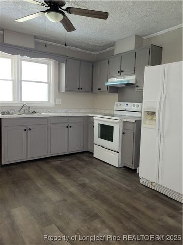 182 SUMMER HILL Road, Fayetteville, NC 28303