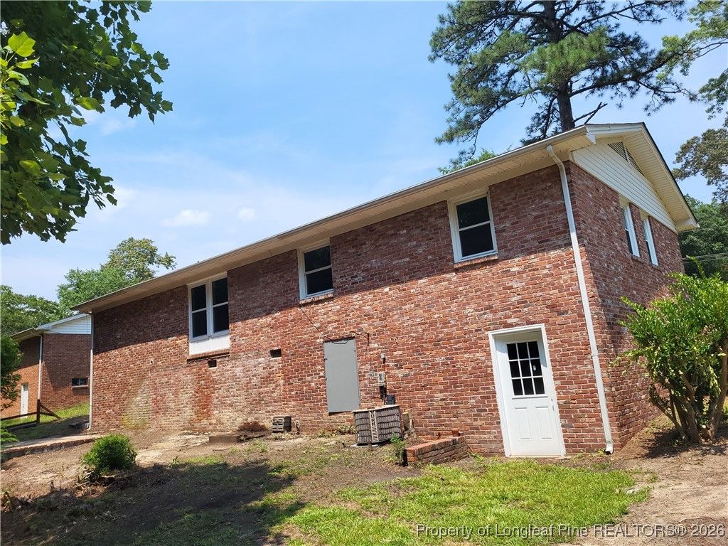 182 SUMMER HILL Road, Fayetteville, NC 28303 — photo 3