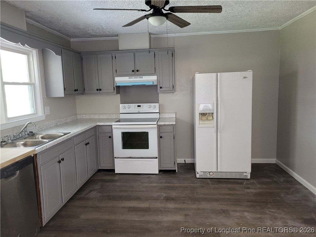 182 SUMMER HILL Road, Fayetteville, NC 28303 — photo 8
