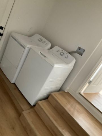 326 E 1st Street, Deer Park, TX 77536