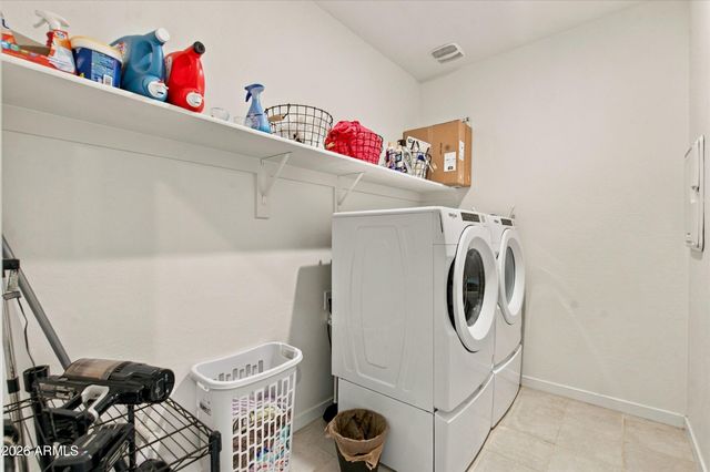 9033 W AGORA Lane, Tolleson, AZ 85353