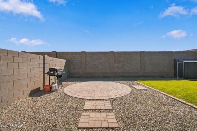 9033 W AGORA Lane, Tolleson, AZ 85353