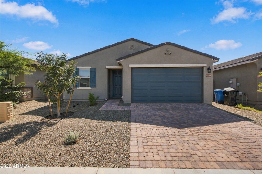 9033 W AGORA Lane, Tolleson, AZ 85353