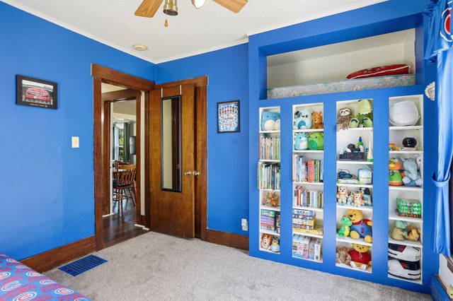 363 indiana Street, Waterloo, IA 50703