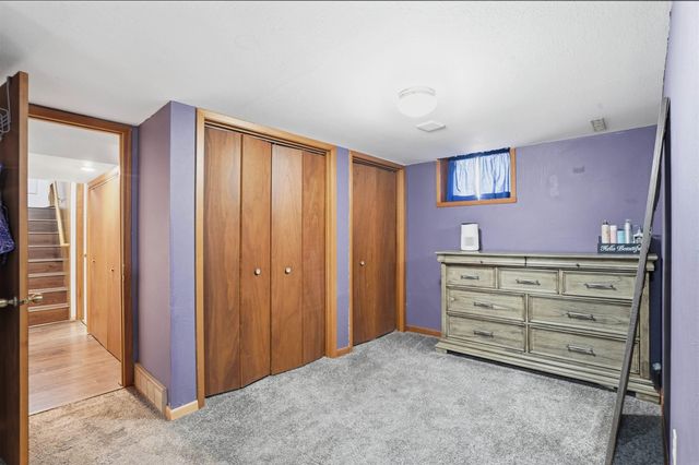 363 indiana Street, Waterloo, IA 50703