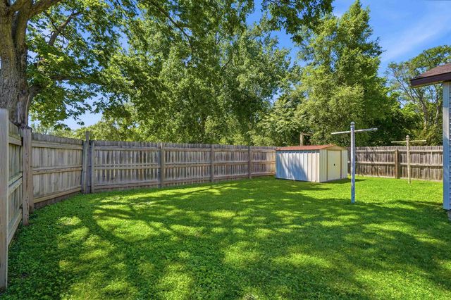 363 indiana Street, Waterloo, IA 50703