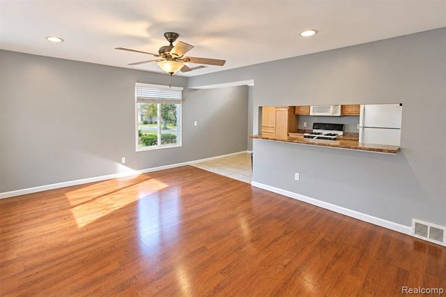 38173 Greenwood Street, Westland, MI 48185