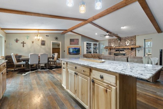 7766 N State Highway 78, Ravenna, TX 75476