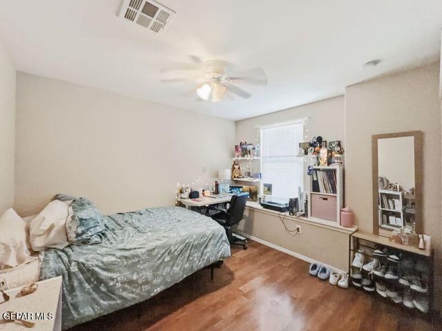 523 Villas Del Valle Drive, Socorro, TX 79927