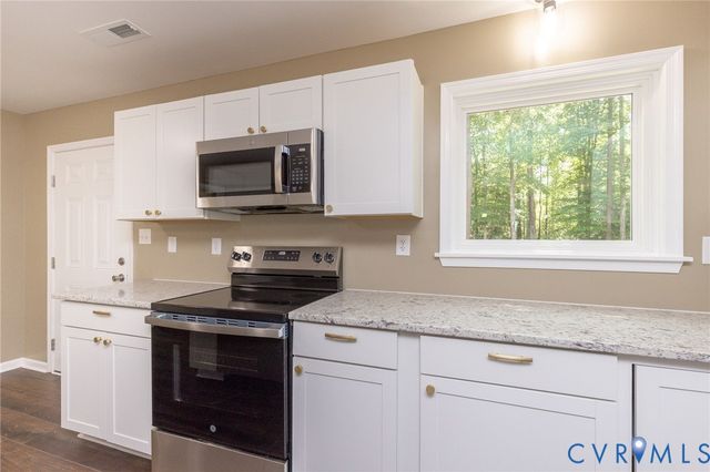 10917 Bluebell Dr, Glen Allen, VA 23060