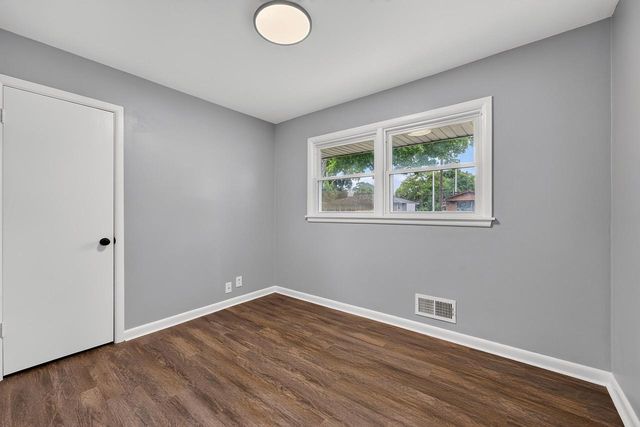 8254 W Daphne STREET, Milwaukee, WI 53223