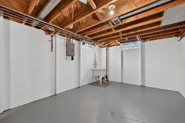 8254 W Daphne STREET, Milwaukee, WI 53223