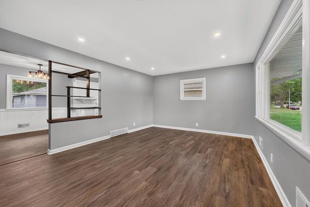 8254 W Daphne STREET, Milwaukee, WI 53223