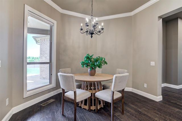 15504 Kestral Park Court, Edmond, OK 73013