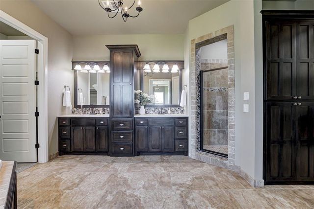 15504 Kestral Park Court, Edmond, OK 73013