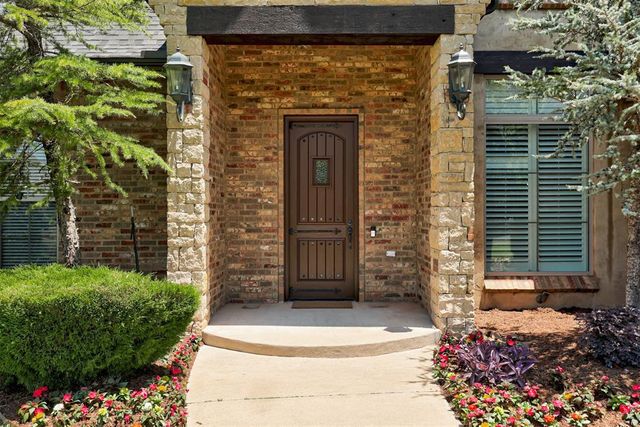15504 Kestral Park Court, Edmond, OK 73013