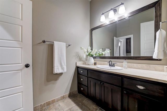 15504 Kestral Park Court, Edmond, OK 73013