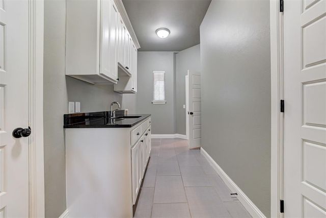 15504 Kestral Park Court, Edmond, OK 73013