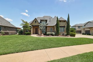 15504 Kestral Park Court, Edmond, OK 73013