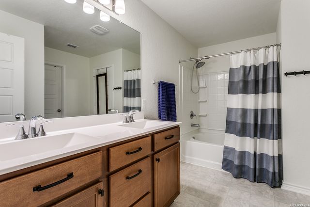 10513 Salitrillo Bend, Converse, TX 78109