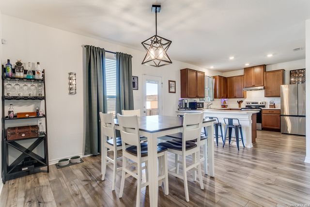 10513 Salitrillo Bend, Converse, TX 78109