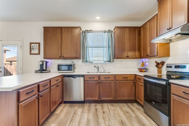 10513 Salitrillo Bend, Converse, TX 78109