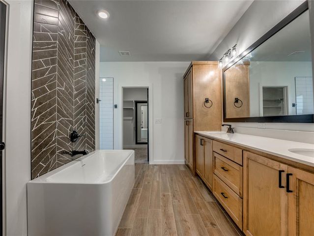 7405 NW 158th Street, Edmond, OK 73013
