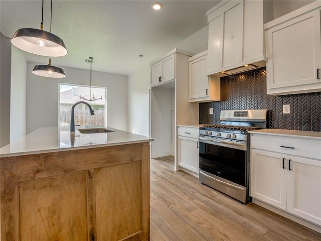 7405 NW 158th Street, Edmond, OK 73013