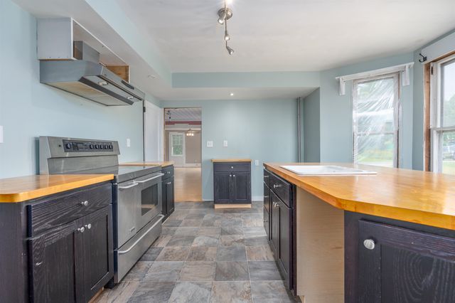 66 Littleworth Road, Dover, NH 03820