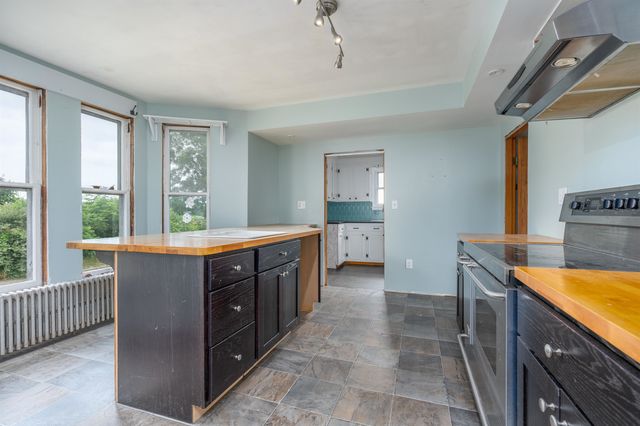 66 Littleworth Road, Dover, NH 03820