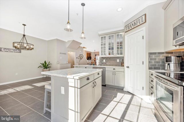 1512 CHESSIE CT, Mount Airy, MD 21771