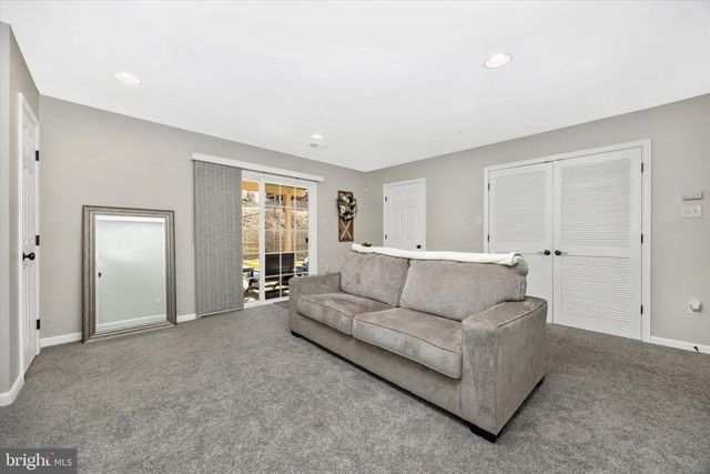 1512 CHESSIE CT, Mount Airy, MD 21771