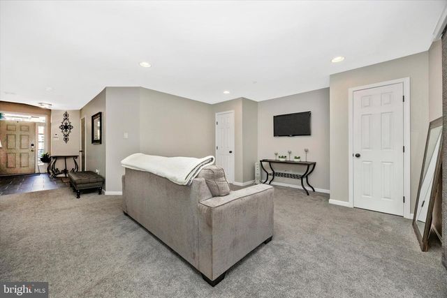 1512 CHESSIE CT, Mount Airy, MD 21771