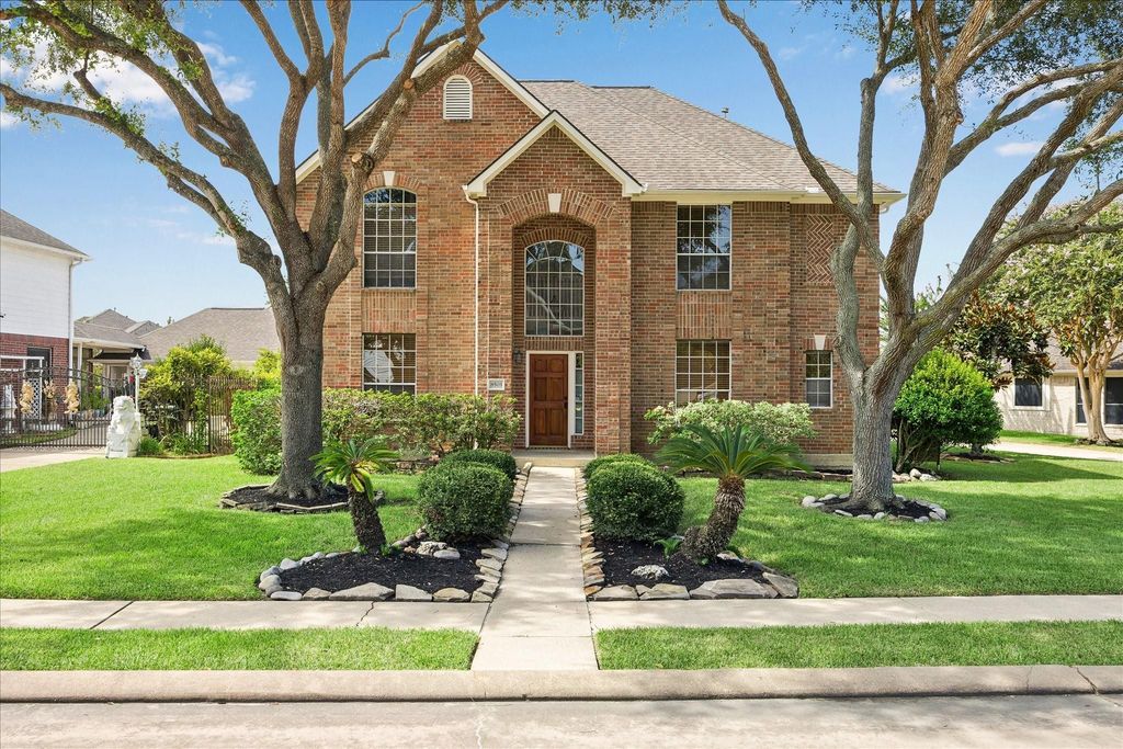 8503 Beacon Bend Lane, Pearland, TX 77584