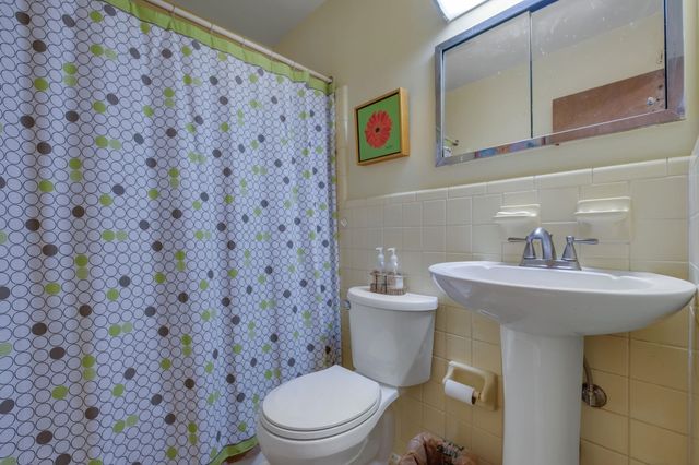 1716 S Meridian Street, Tallahassee, FL 32301