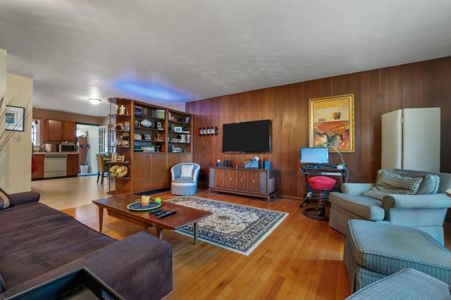 1716 S Meridian Street, Tallahassee, FL 32301