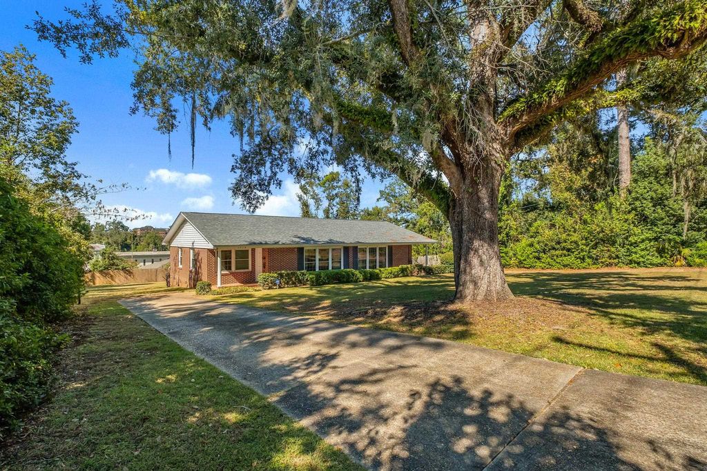 1716 S Meridian Street, Tallahassee, FL 32301