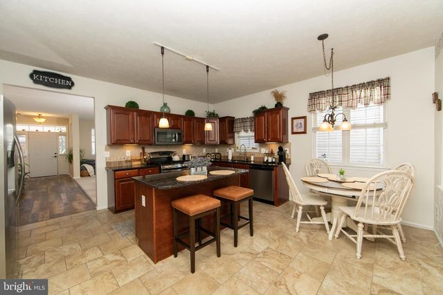 232 SNOWY EGRET LN, West Deptford, NJ 08086