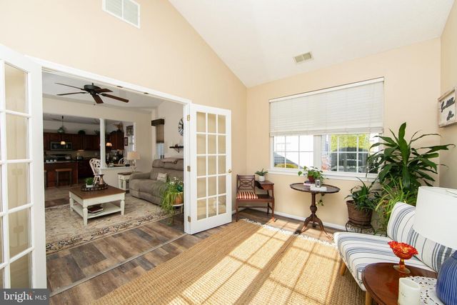 232 SNOWY EGRET LN, West Deptford, NJ 08086