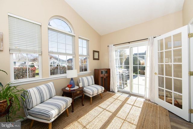 232 SNOWY EGRET LN, West Deptford, NJ 08086