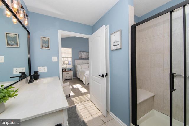 232 SNOWY EGRET LN, West Deptford, NJ 08086