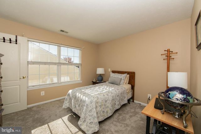 232 SNOWY EGRET LN, West Deptford, NJ 08086