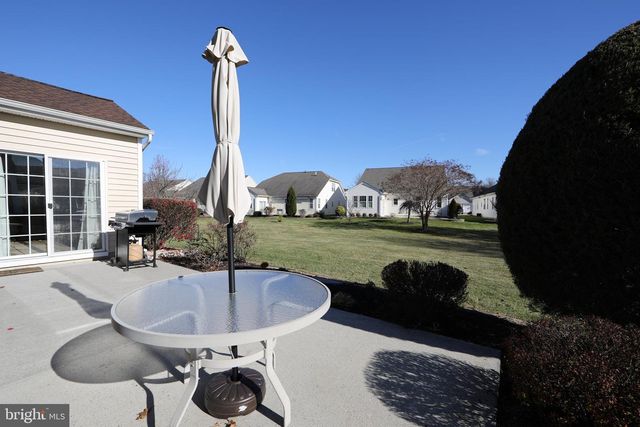 232 SNOWY EGRET LN, West Deptford, NJ 08086